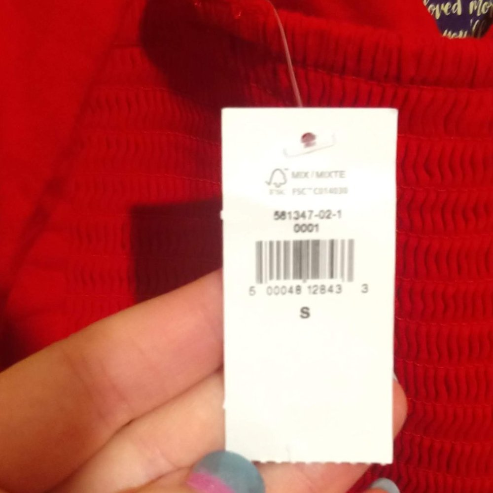 Red Tank Top Small - Picture 4 of 7